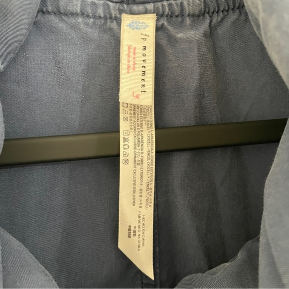 FP Free People Movement Eclipse Blue Funnel Neck Windbreaker Slouchy LG - Picture 5 of 7